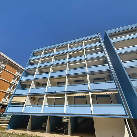 Grazioso N 47 A 100mt Dal Mare Апартаменти