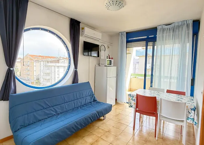 Grazioso N 47 A 100mt Dal Mare Bibione